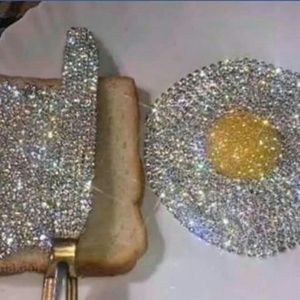 Meet your Posher, Ladavia